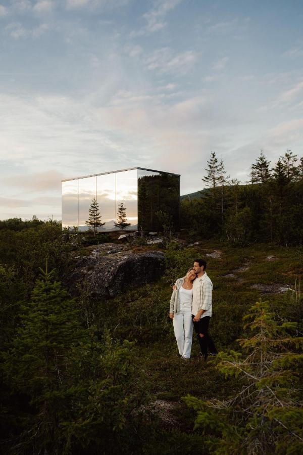 Wonderinn Arctic Utstrand Екстериор снимка
