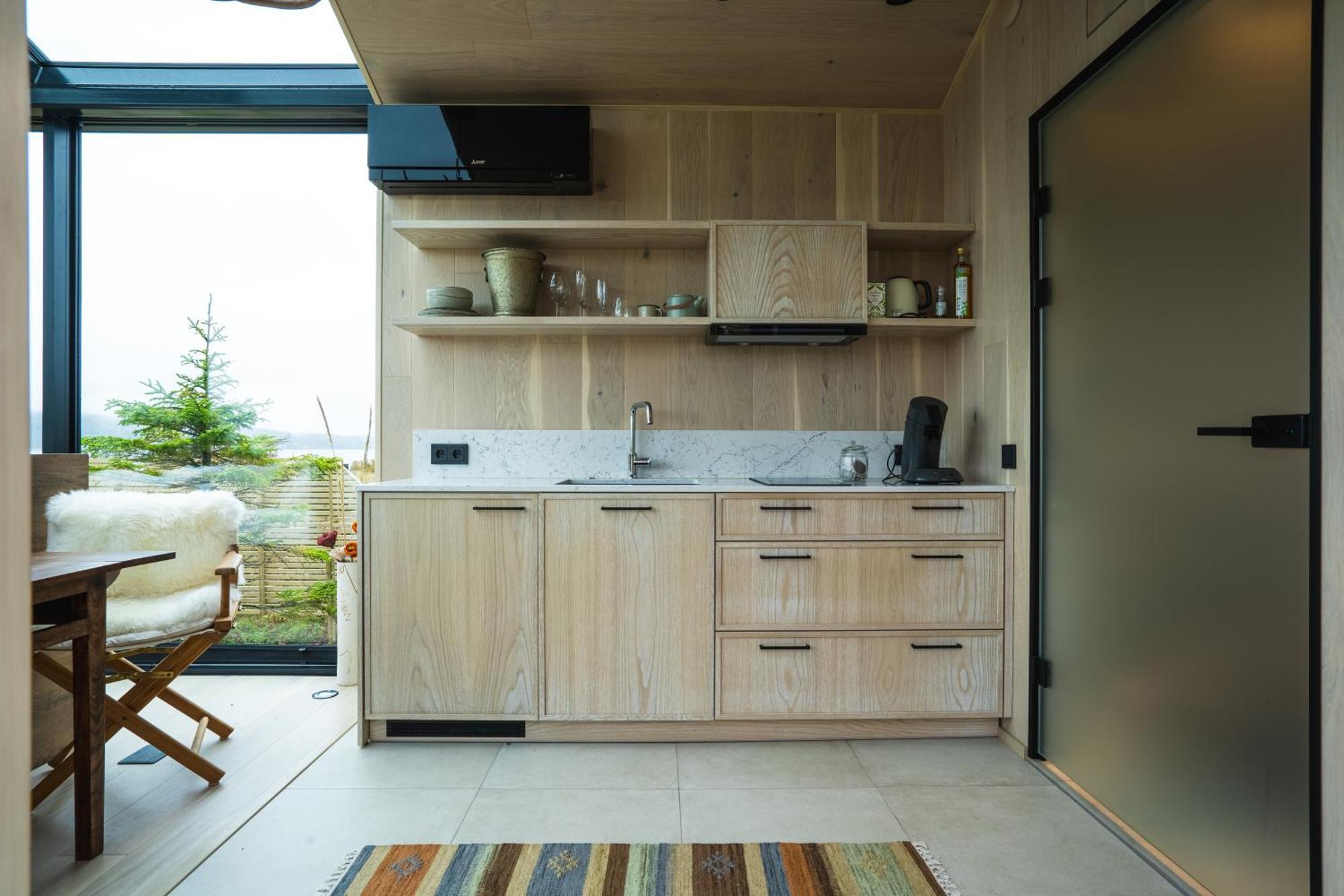 Wonderinn Arctic Utstrand Стая снимка